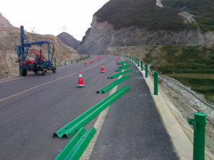 The Best Season for Installment Work of Highway Guardrail
