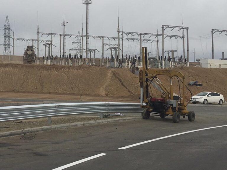 Guardrail Beam and Post Driver for Airport Highway Project - Nanjing ...