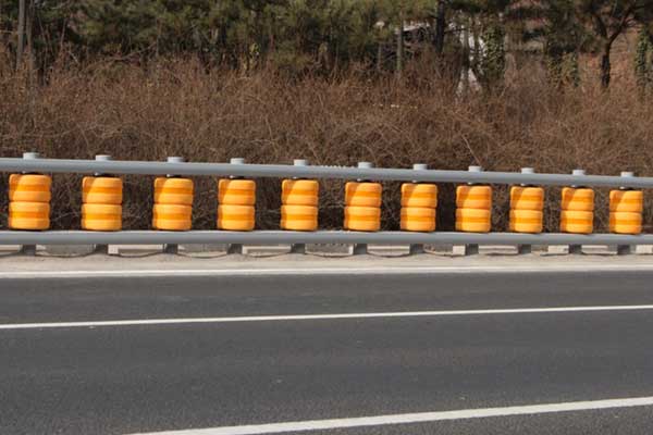 The Benefits of Rolling Barrier Guardrails