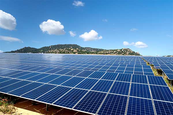 How Deep Should Solar Piles Be Driven?